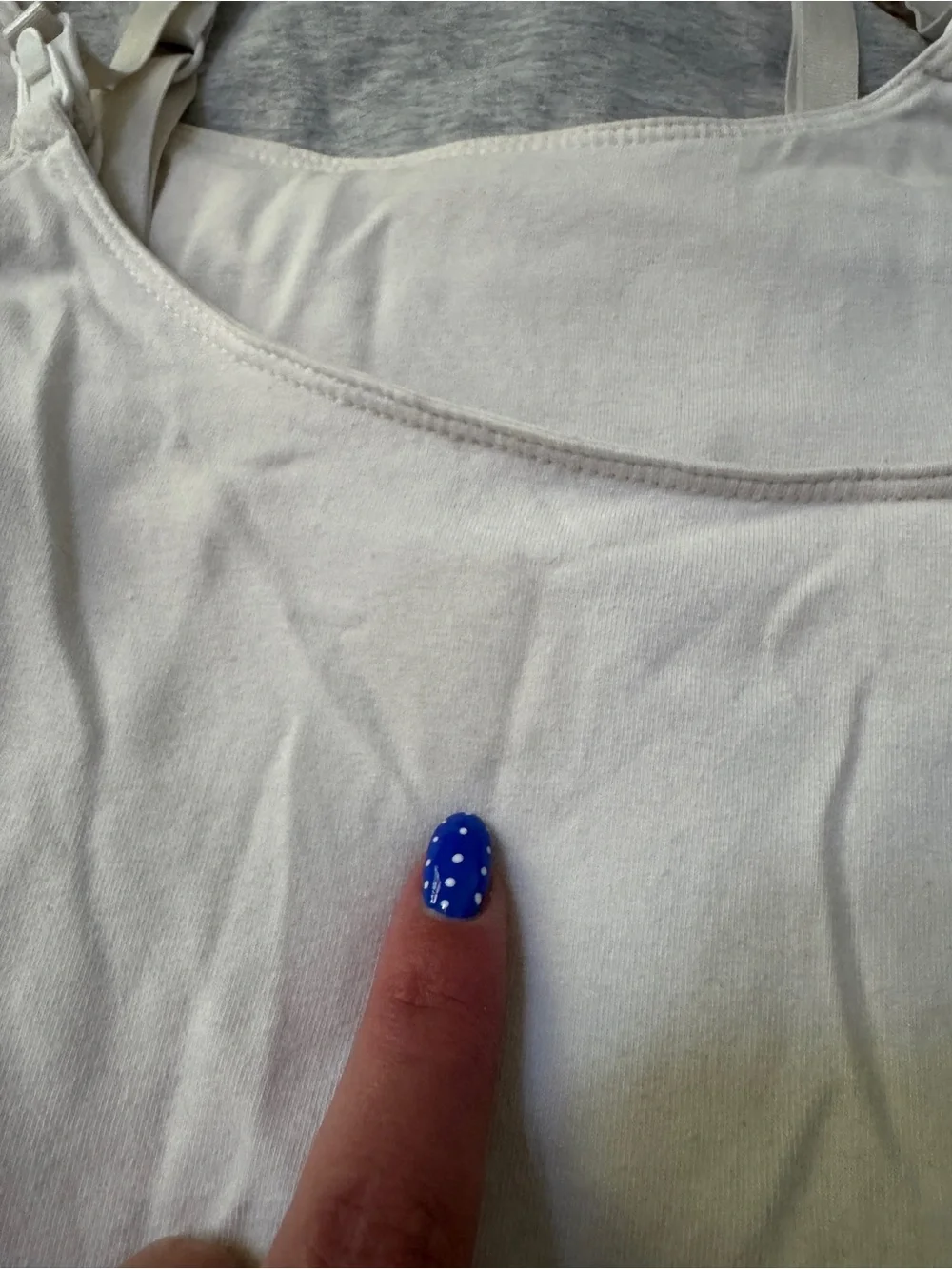 Amazon Essentials Clip Down Nursing Camisole Tank Tops - Picture 5 of 11